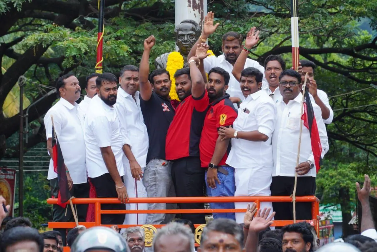 Youth wing members welcoming the two-wheeler rally at Kutralam
